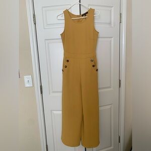 New Romeo and Juliet Size M.